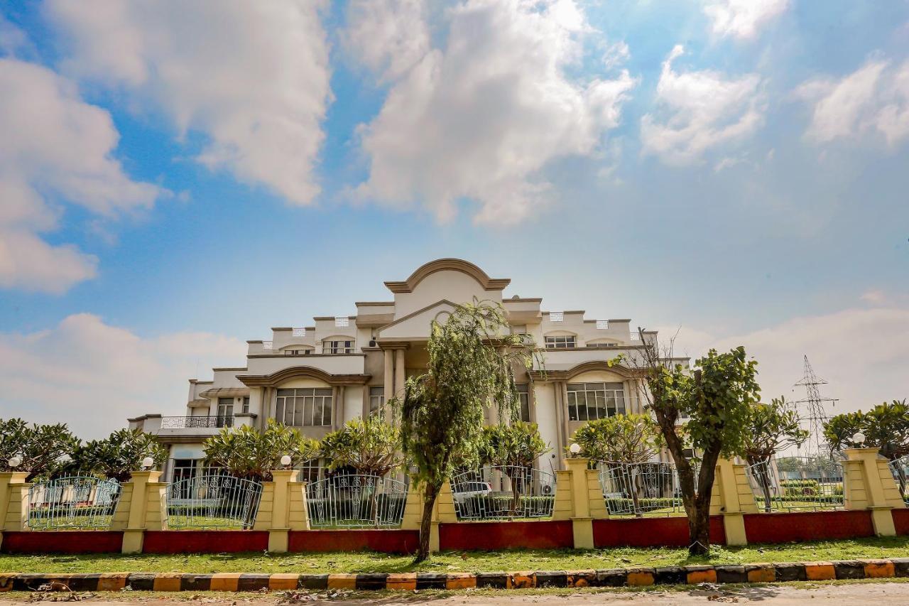 Hotel Oyo 71042 Sahara Estate Gorakhpur Exteriér fotografie
